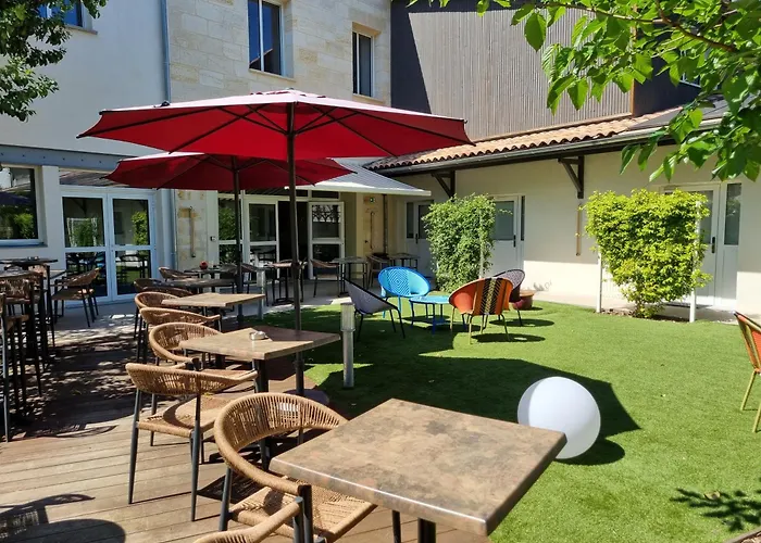 Bloom Hostel Bar & Garden Bordeaux